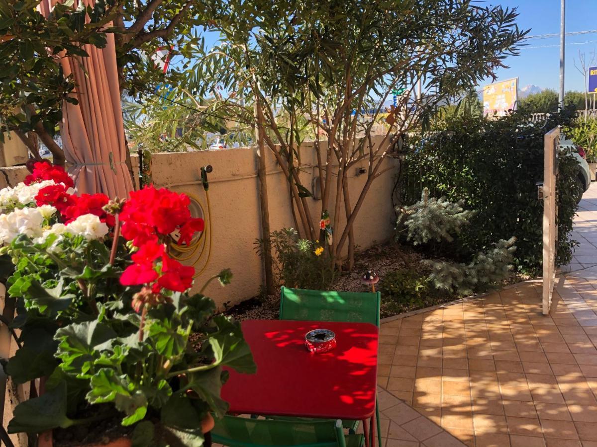 سان جيوفانّي تْيَتينو Al Volo B&B المظهر الخارجي الصورة